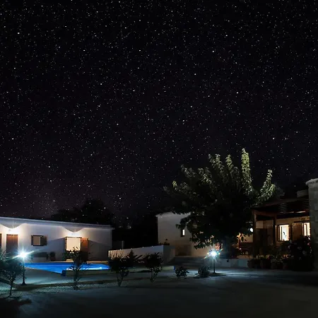 Chloe's House Pano Akourdalia