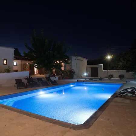 Venkovský dům Chloe's House Pano Akourdalia