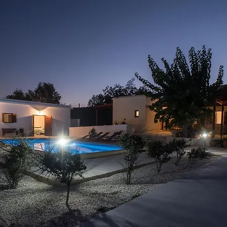 Venkovský dům Chloe's House *