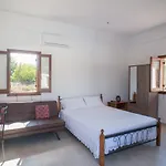 Chloe's House * Pano Akourdalia