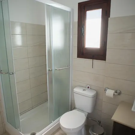 Chloe's House בית כפרי