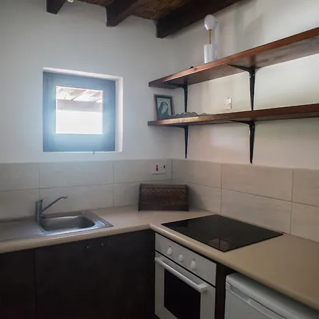 Chloe's House * Pano Akourdalia